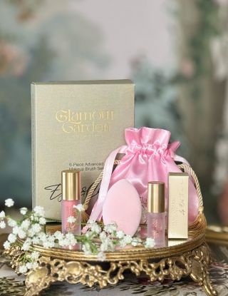 Beauty Ball – vize, v níž se krása mění v odkaz. Krása zde není dokonalostí, ale odvahou. Odvahou cítit, žít a být viděna....