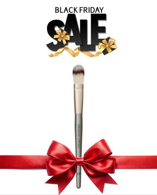 Hledáte štětec na make-up, se kterým si během dne potřebujete upravit make-up? Hledáte štětec, který je ideální na...